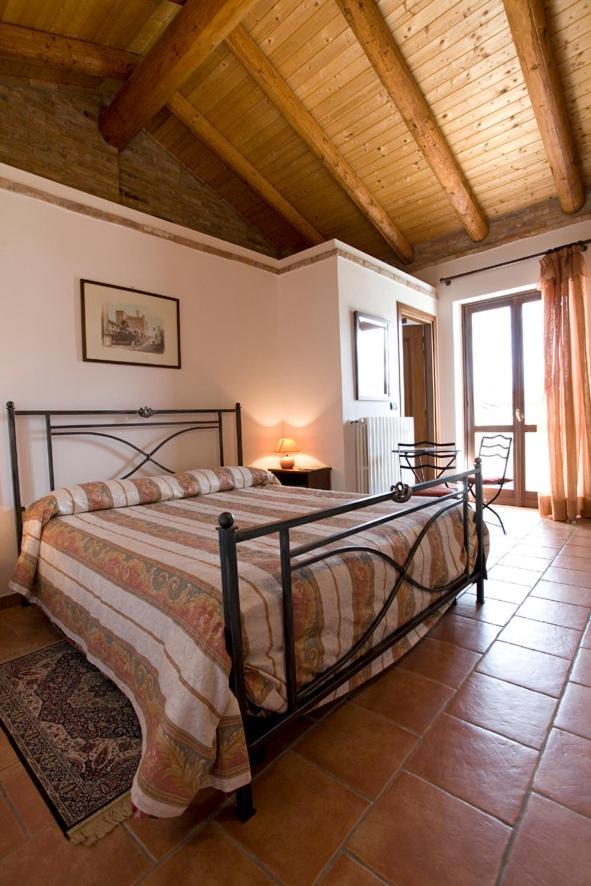 Agriturismo Antichi Poderi Gallina نيف المظهر الخارجي الصورة